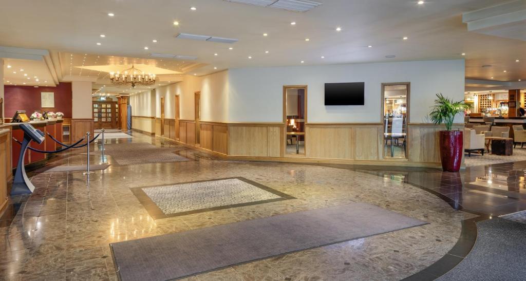 Delta Hotels By Marriott Warwick ウォリック エクステリア 写真