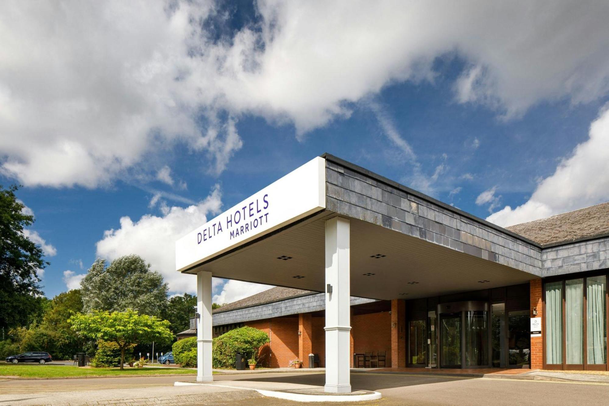 Delta Hotels By Marriott Warwick ウォリック エクステリア 写真
